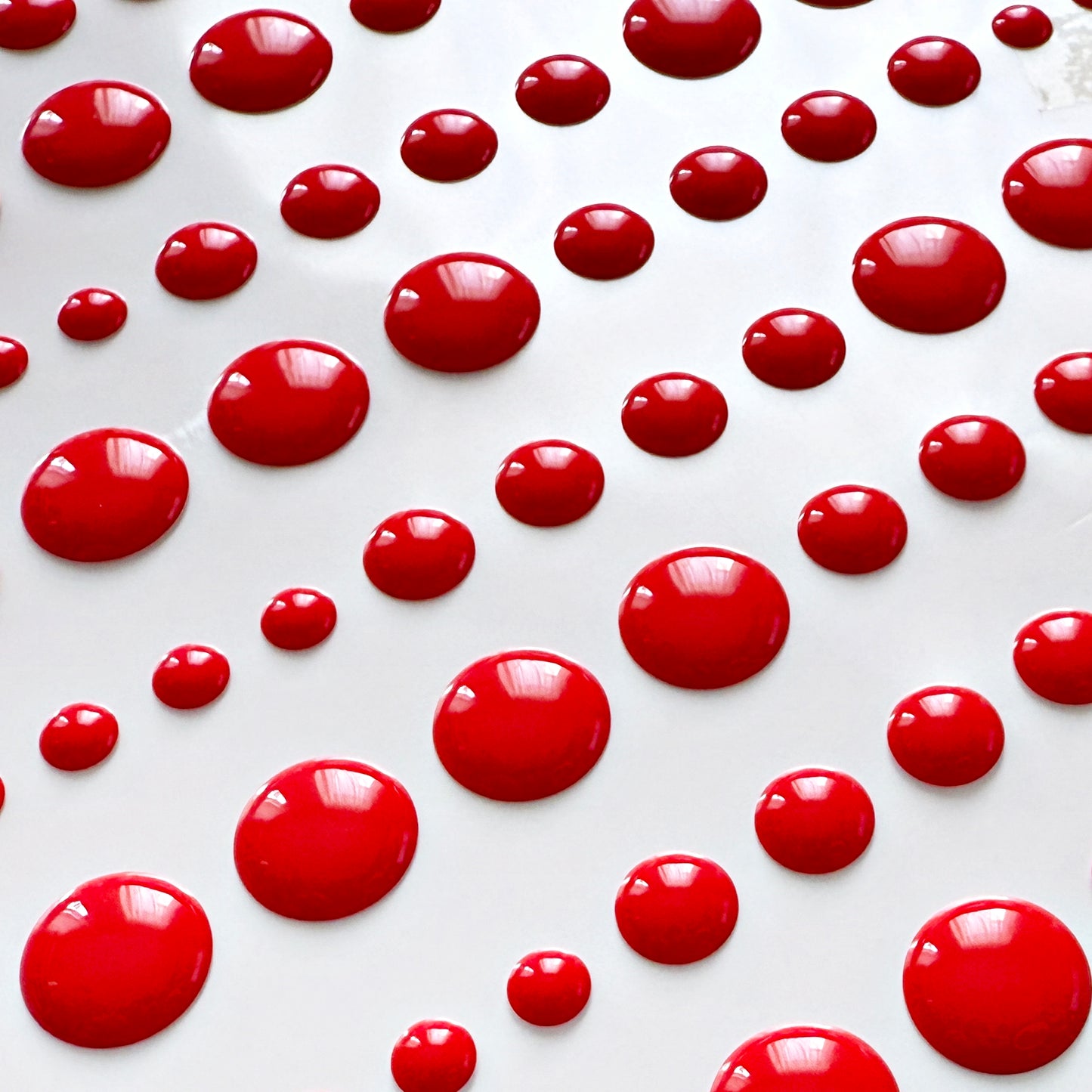 Solid Enamel Dots, 96 Stk - Rosa Rot