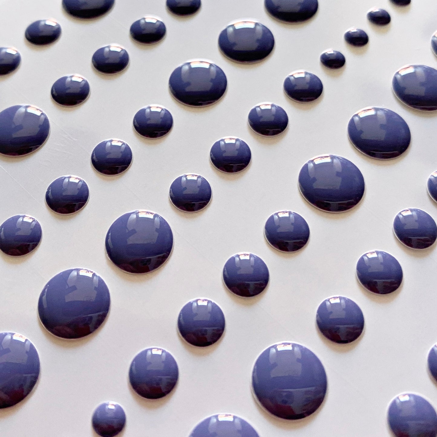 Solid Enamel Dots, 96 Pc - Aubergine